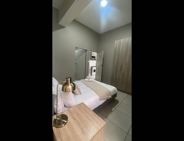 1 BEDROOM PROPERTY TO RENT IN ROSEBANK